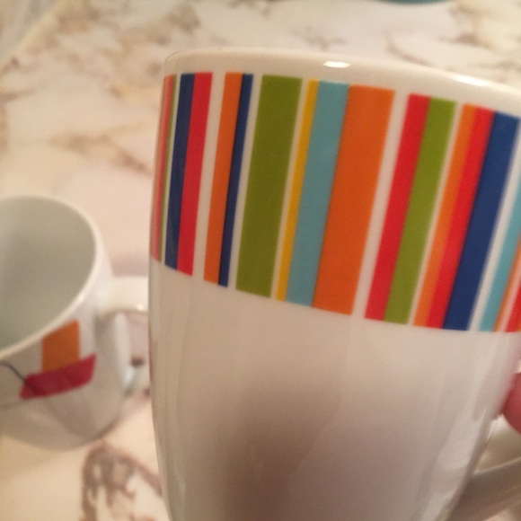 MCM Style Porcelain Coffee Mugs 4 inch tall set/2 - Picture 10 of 14